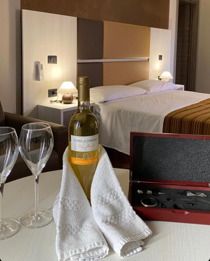 L'Antica Quercia Bed & Breakfast Potenza Dış mekan fotoğraf