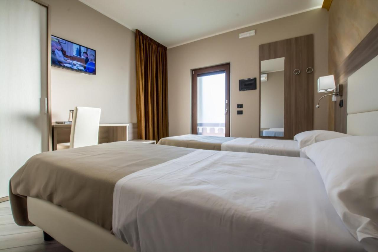 L'Antica Quercia Bed & Breakfast Potenza Dış mekan fotoğraf